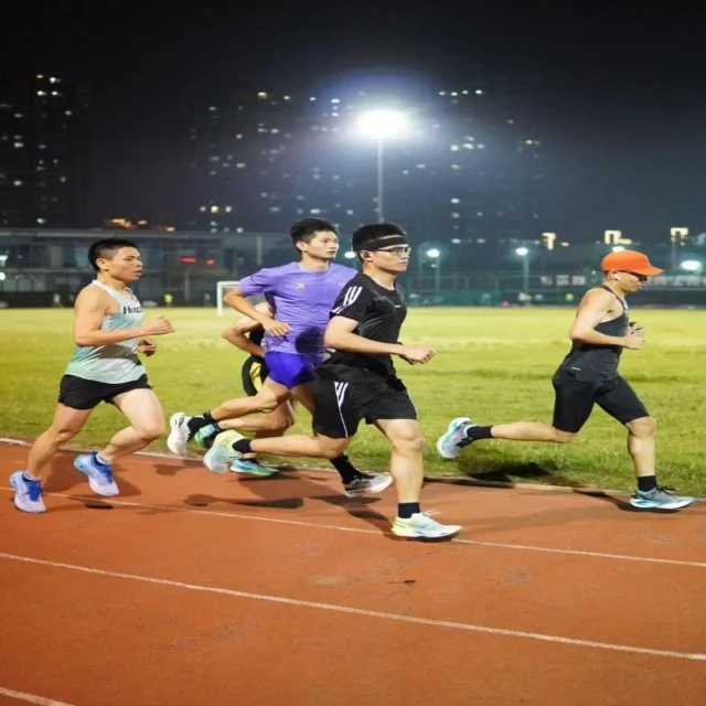 太阳排名告急：季后赛前景令人堪忧